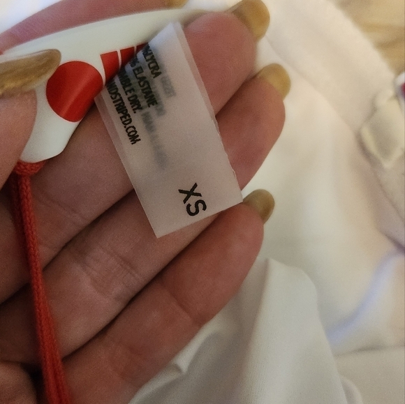 Solid & Striped One Piece - Picture 7 of 10